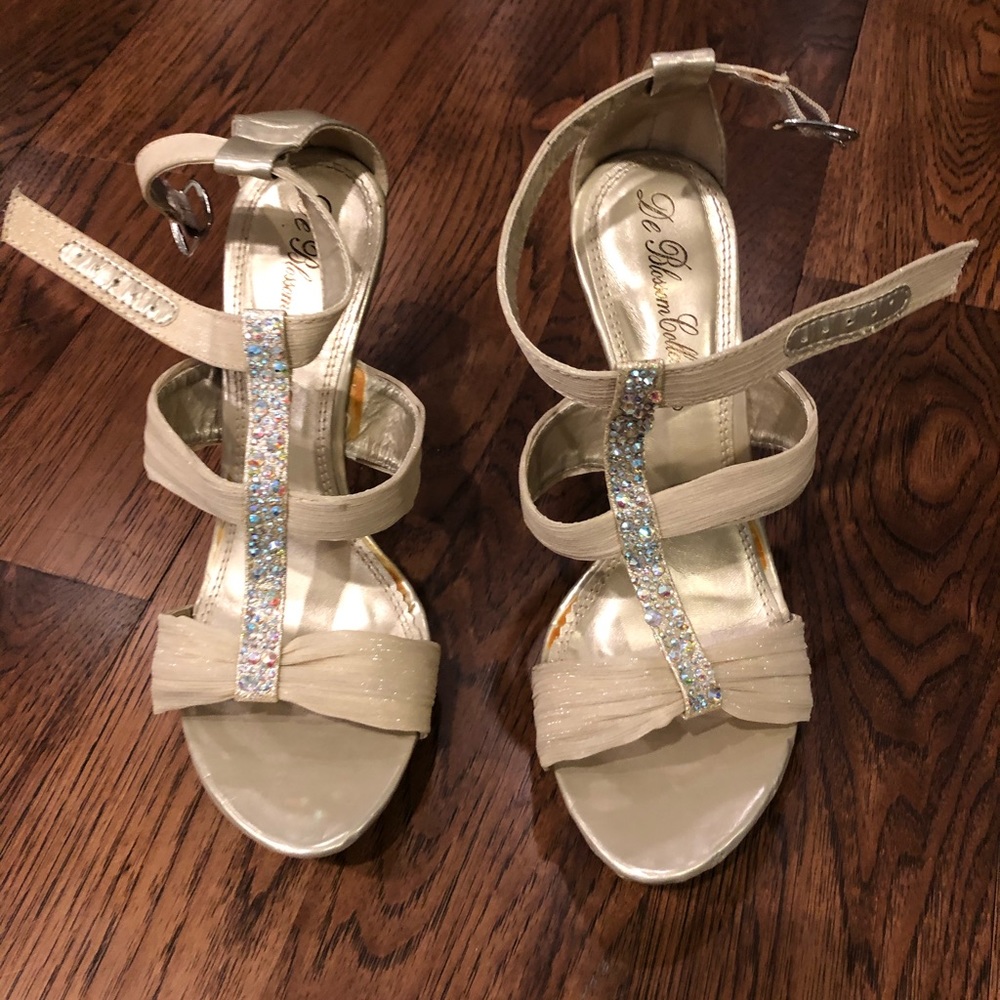 Nude formal heels